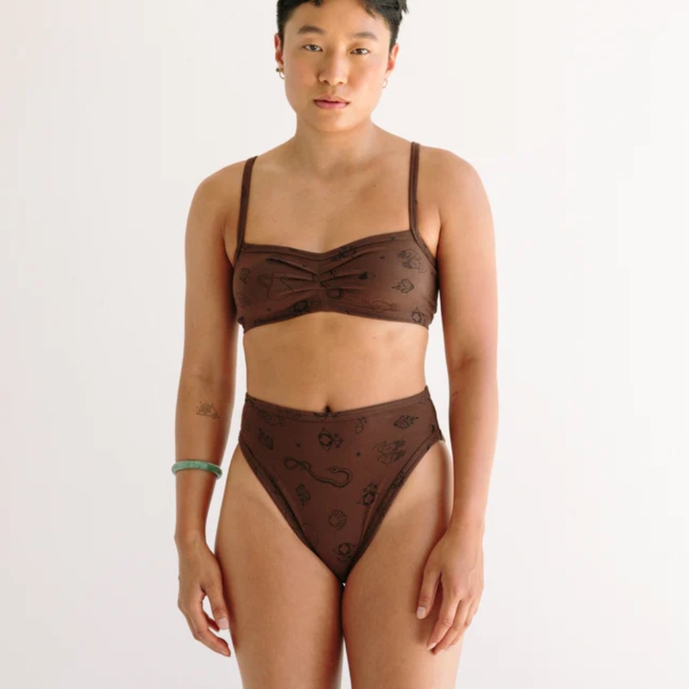 ARQ ZELDA Bandeau bra in Charms